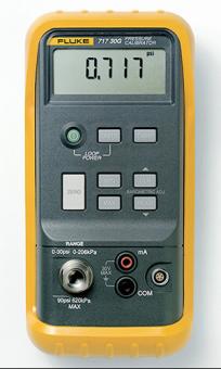 Calibrateur de pression FLUKE 717 3000G, 0 à 3 000 psi 